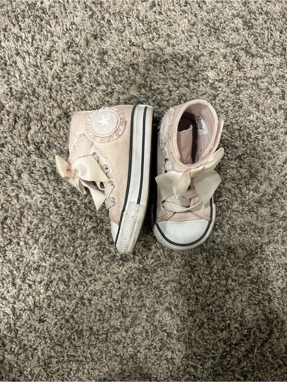 Converse Chuck Taylor High Top Bow Sneakers - Toddler Size 5